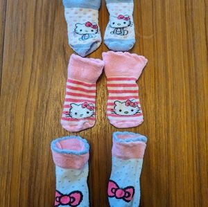 Hello kitty socks 0-6m